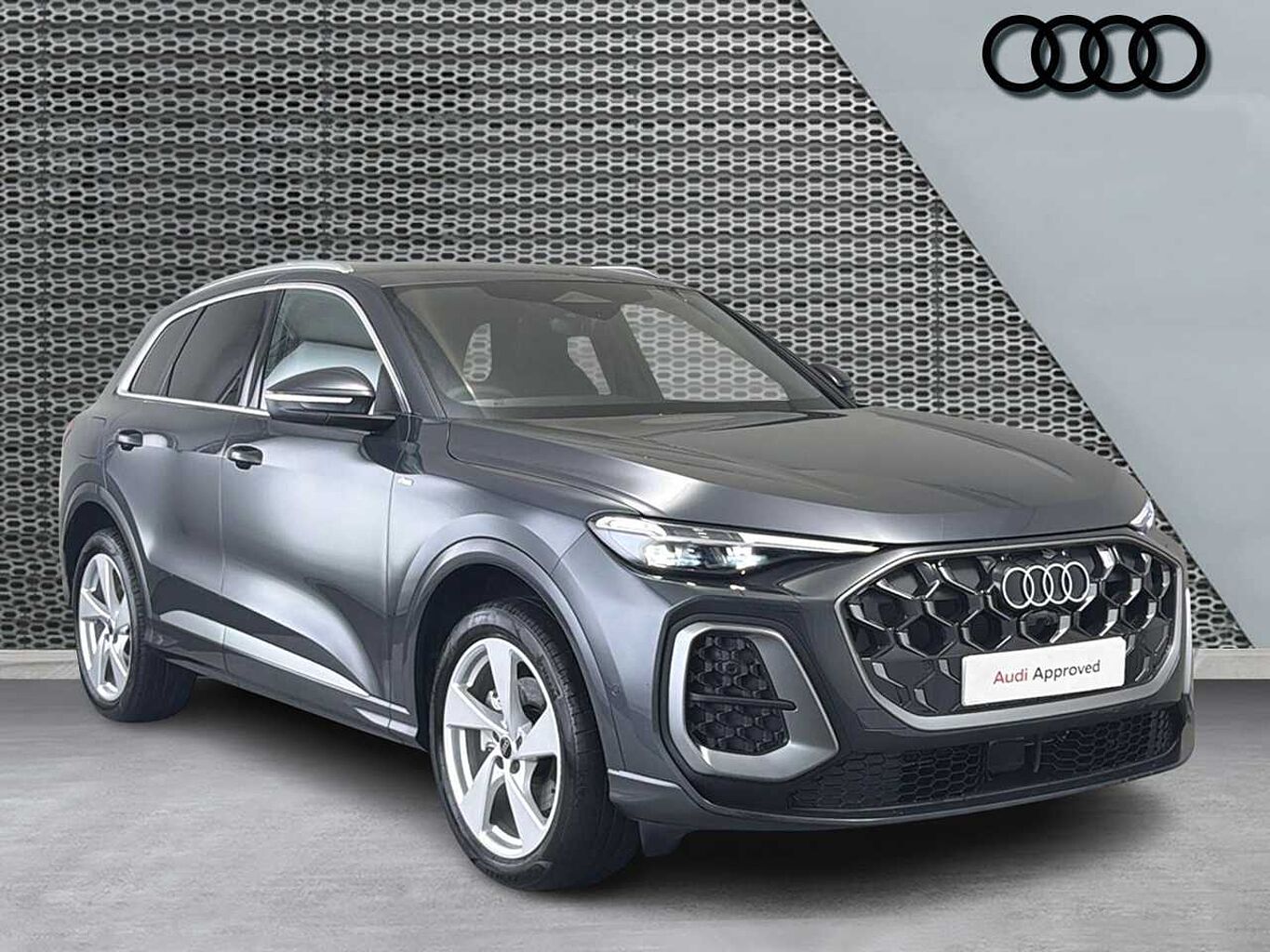 Main listing image - Audi Q5