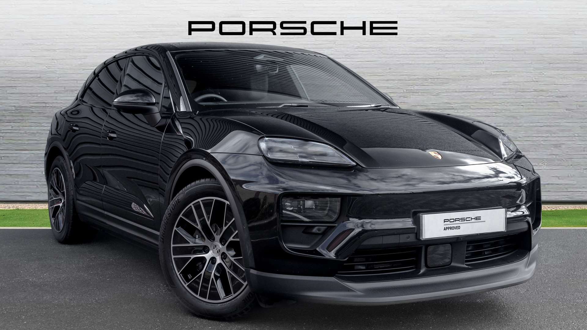 Main listing image - Porsche Macan