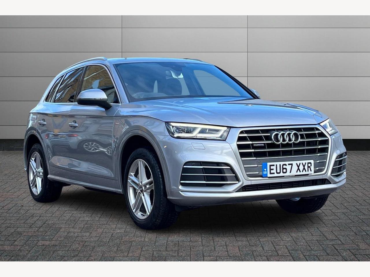 Main listing image - Audi Q5