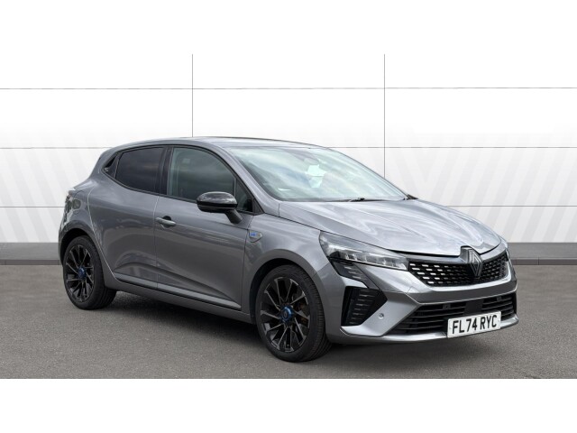 Main listing image - Renault Clio