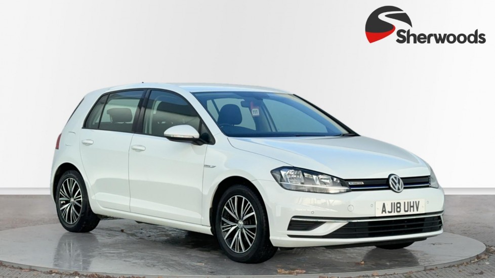 Main listing image - Volkswagen Golf