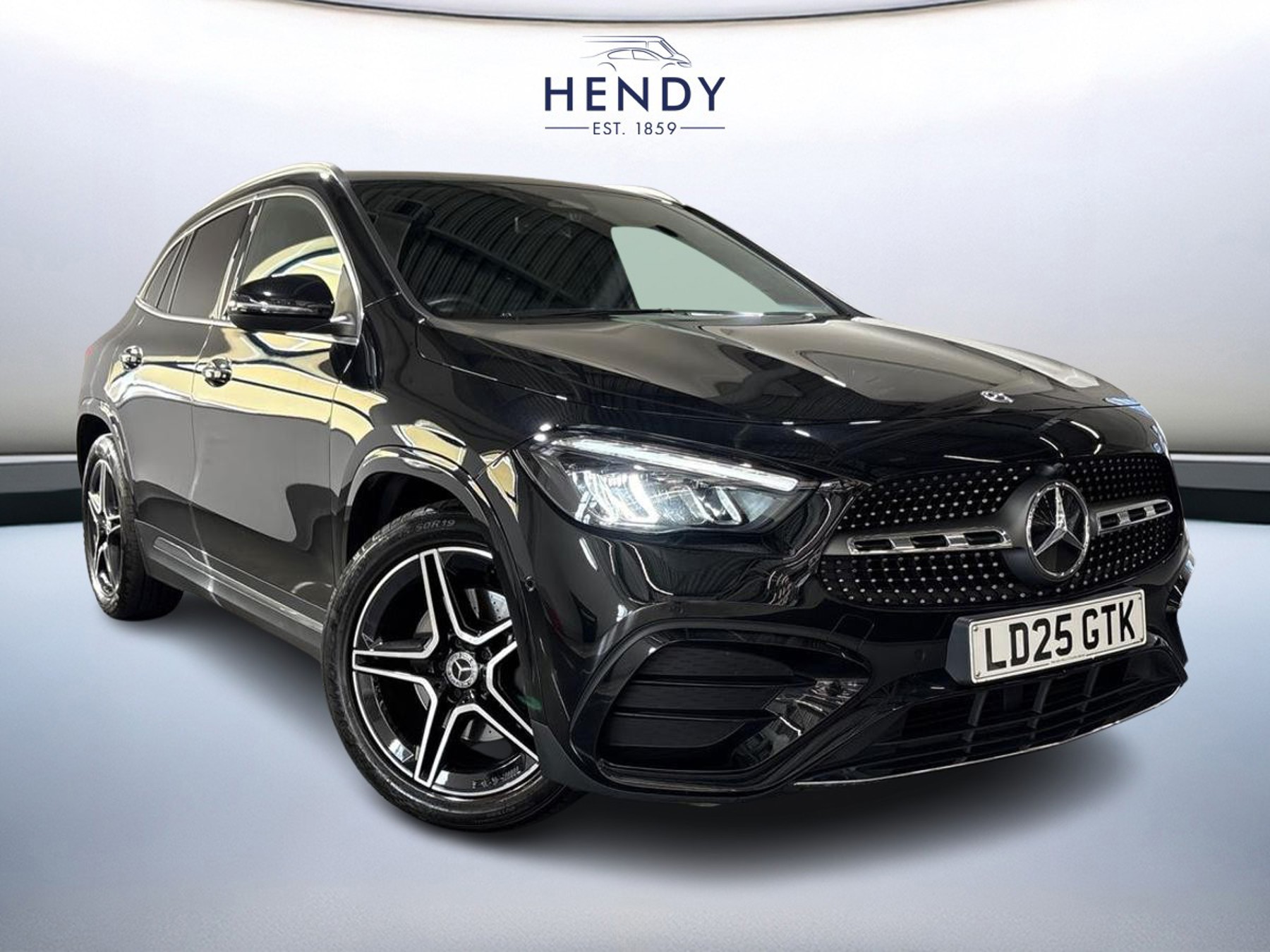 Main listing image - Mercedes-Benz GLA