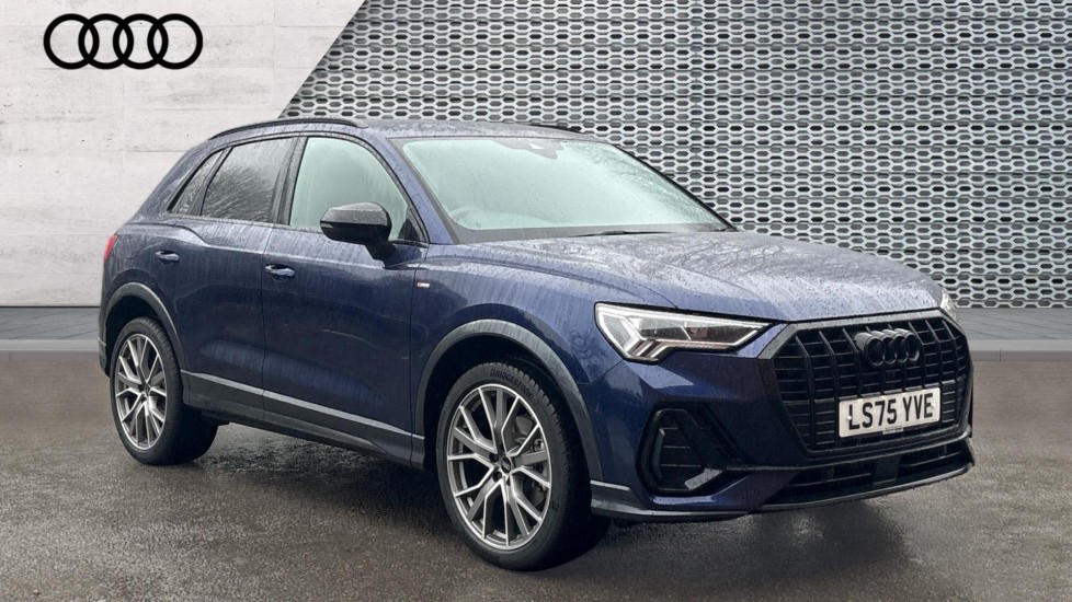 Main listing image - Audi Q3