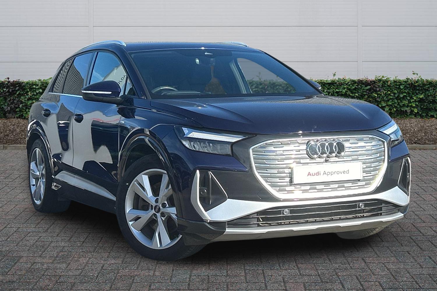 Main listing image - Audi Q4