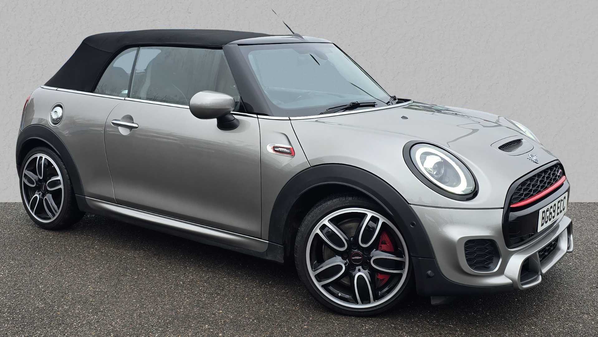 Main listing image - MINI Convertible