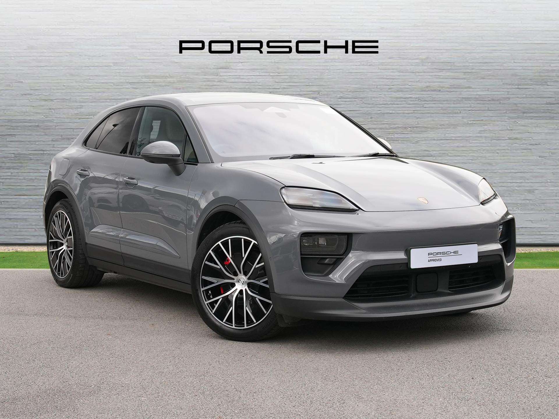 Main listing image - Porsche Macan