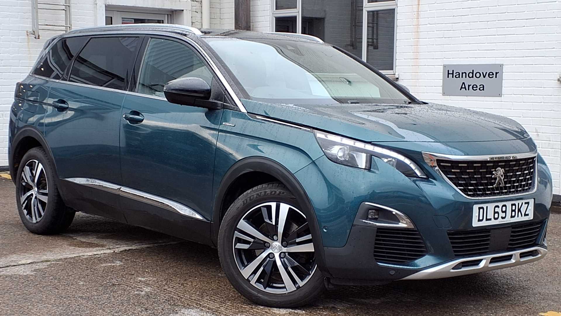 Main listing image - Peugeot 5008