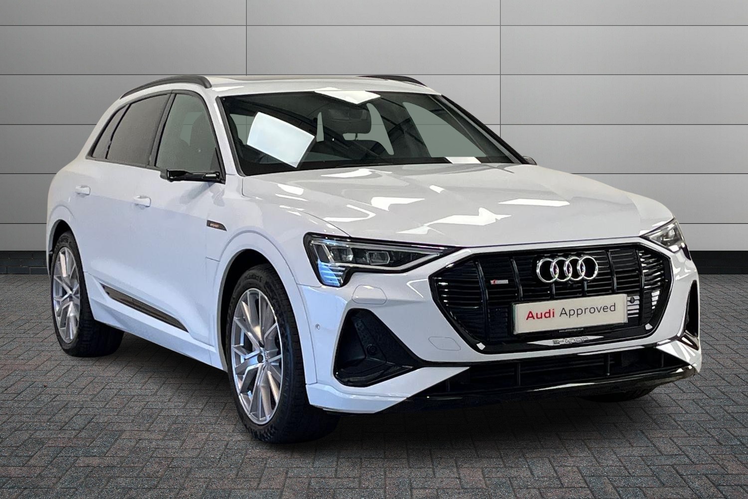 Main listing image - Audi e-tron