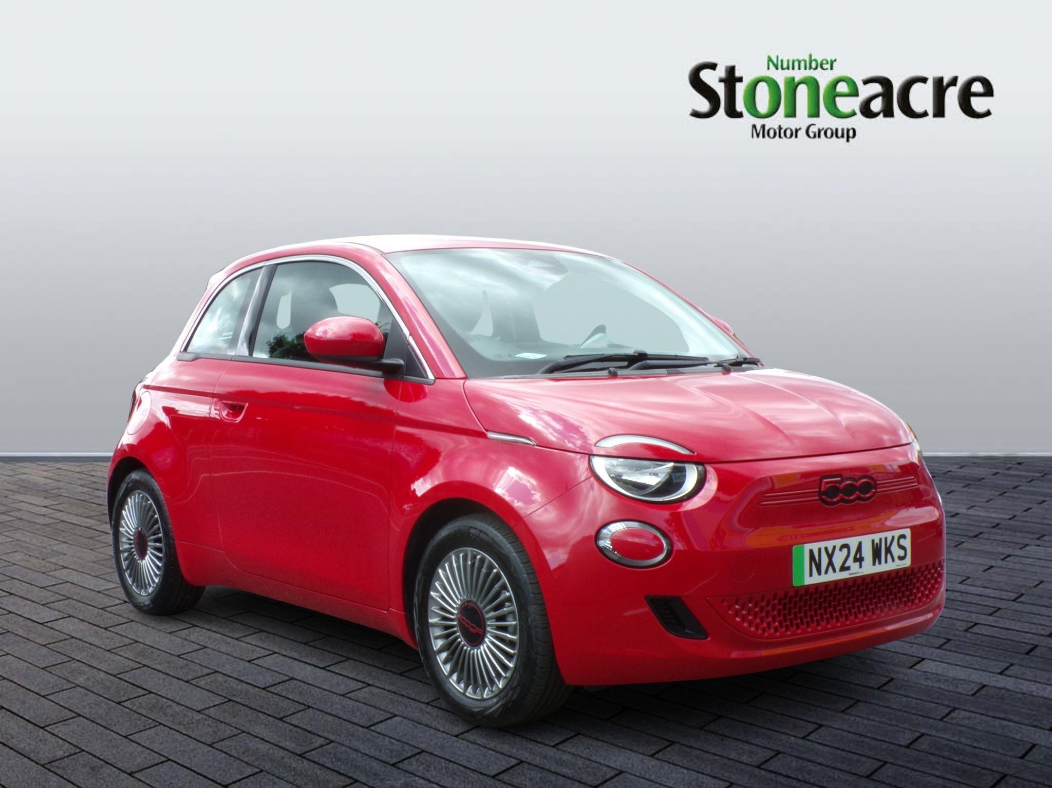 Main listing image - Fiat 500 Electric