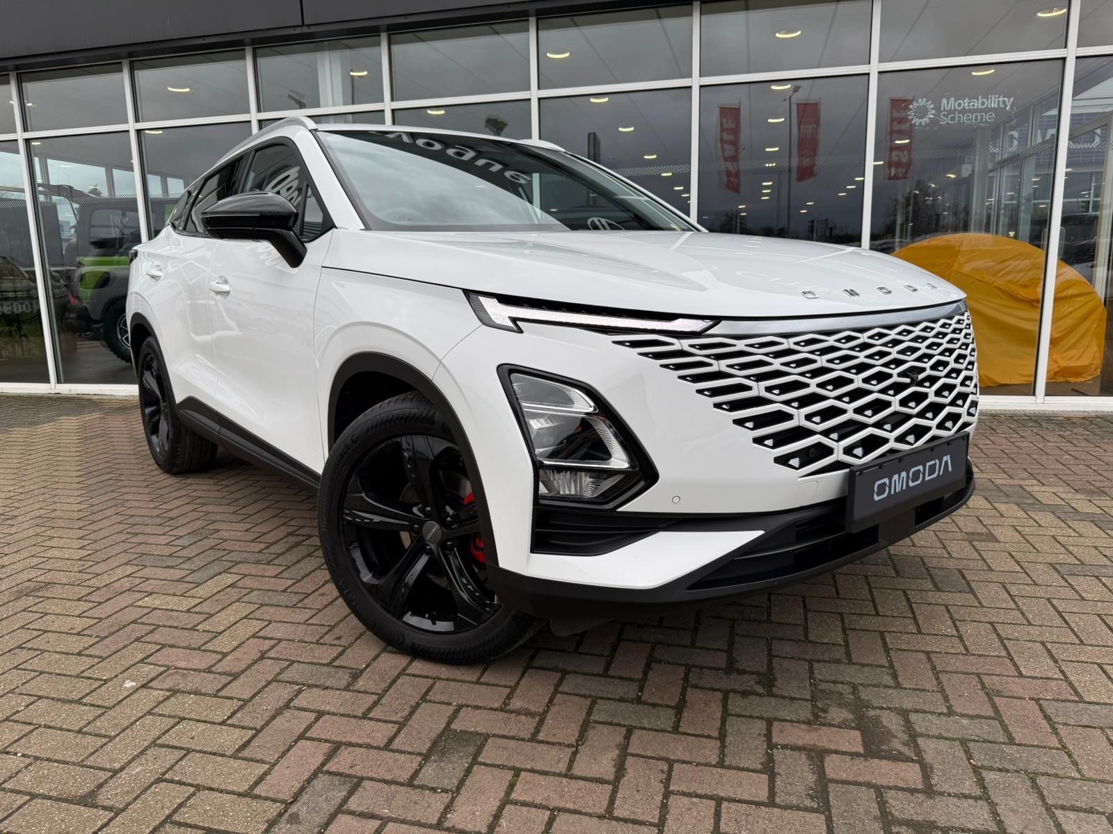 Main listing image - Omoda 5