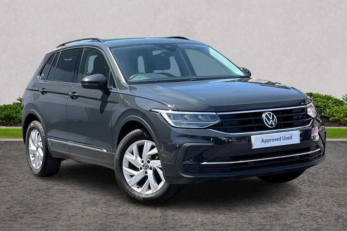 Main listing image - Volkswagen Tiguan