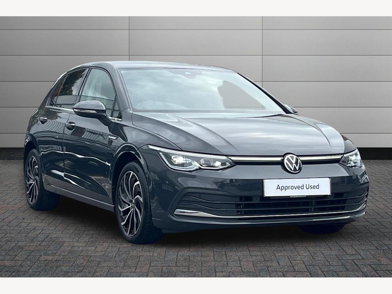 Main listing image - Volkswagen Golf