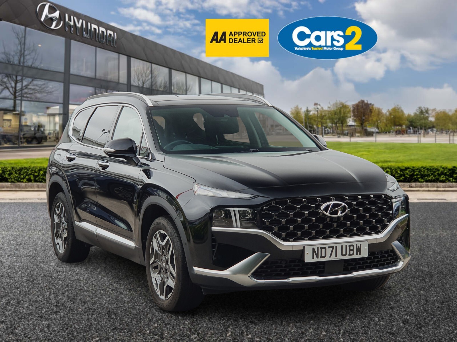Main listing image - Hyundai Santa Fe