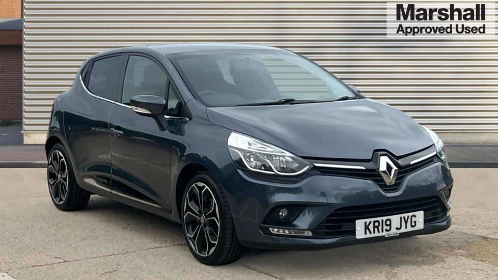 Main listing image - Renault Clio
