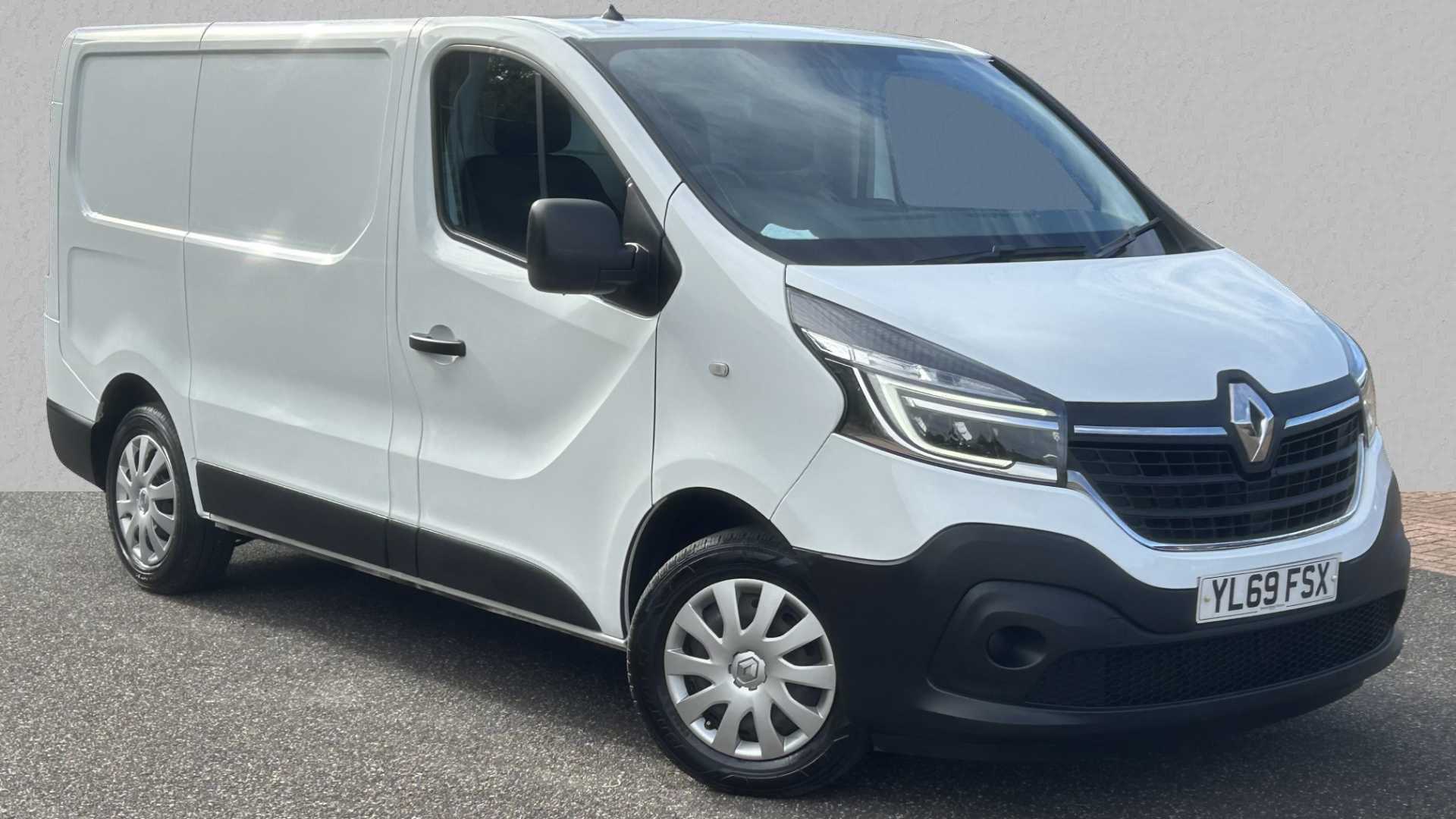 Main listing image - Renault Trafic