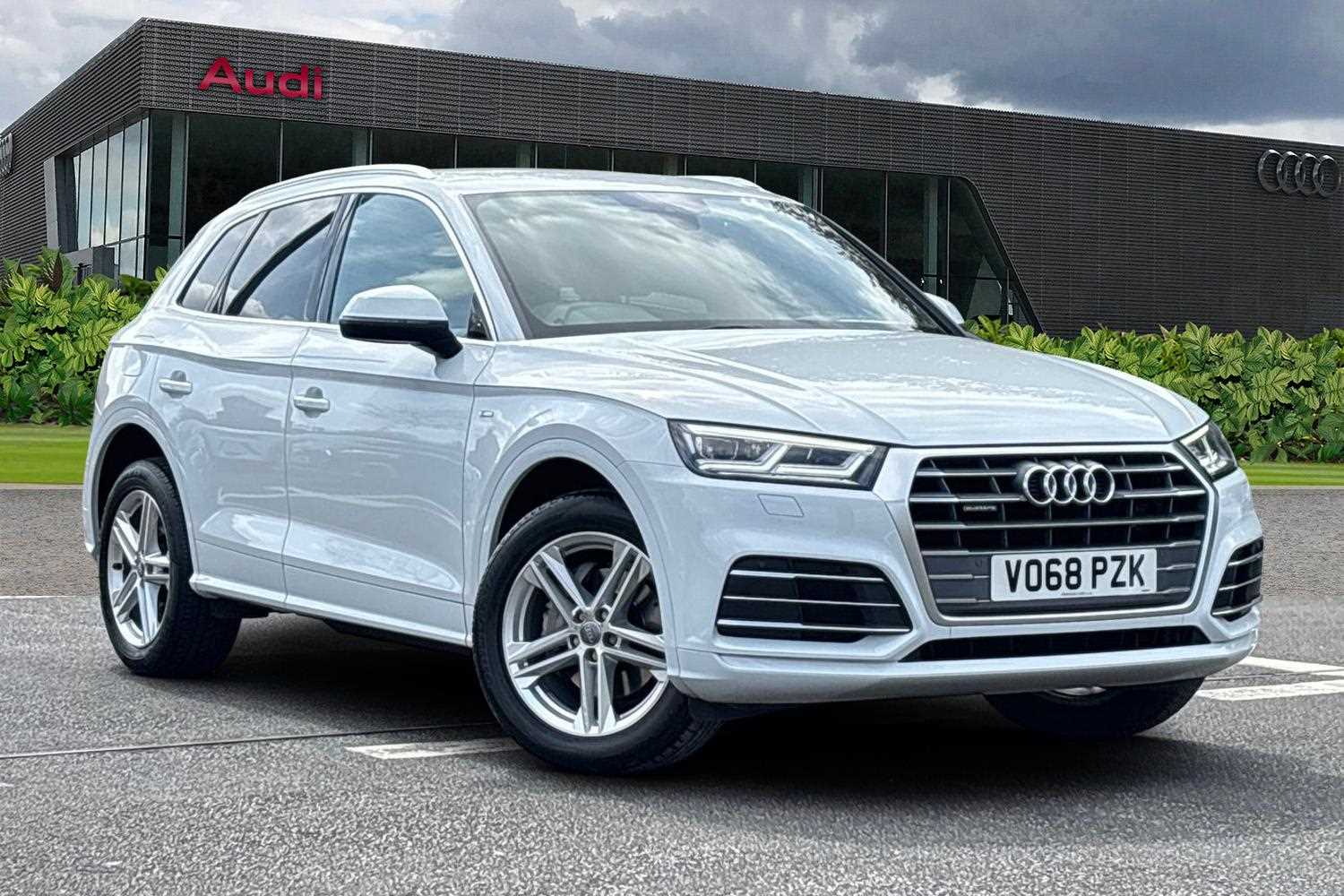 Main listing image - Audi Q5