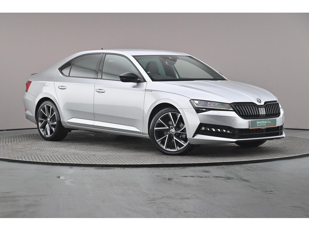 Main listing image - Skoda Superb