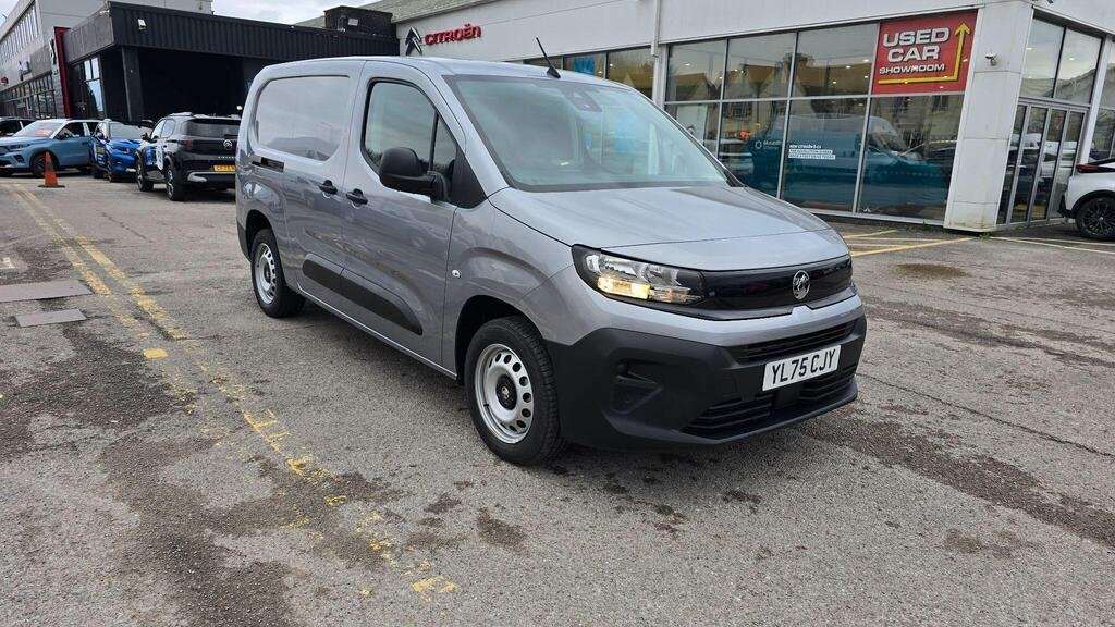 Main listing image - Vauxhall Combo Cargo