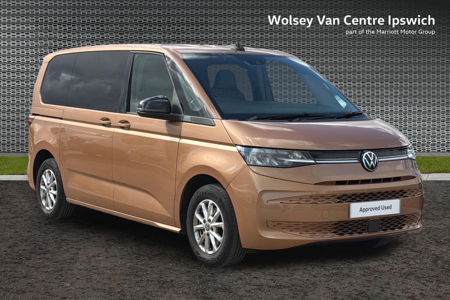 Main listing image - Volkswagen Multivan