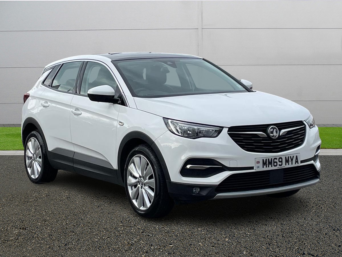 Main listing image - Vauxhall Grandland X