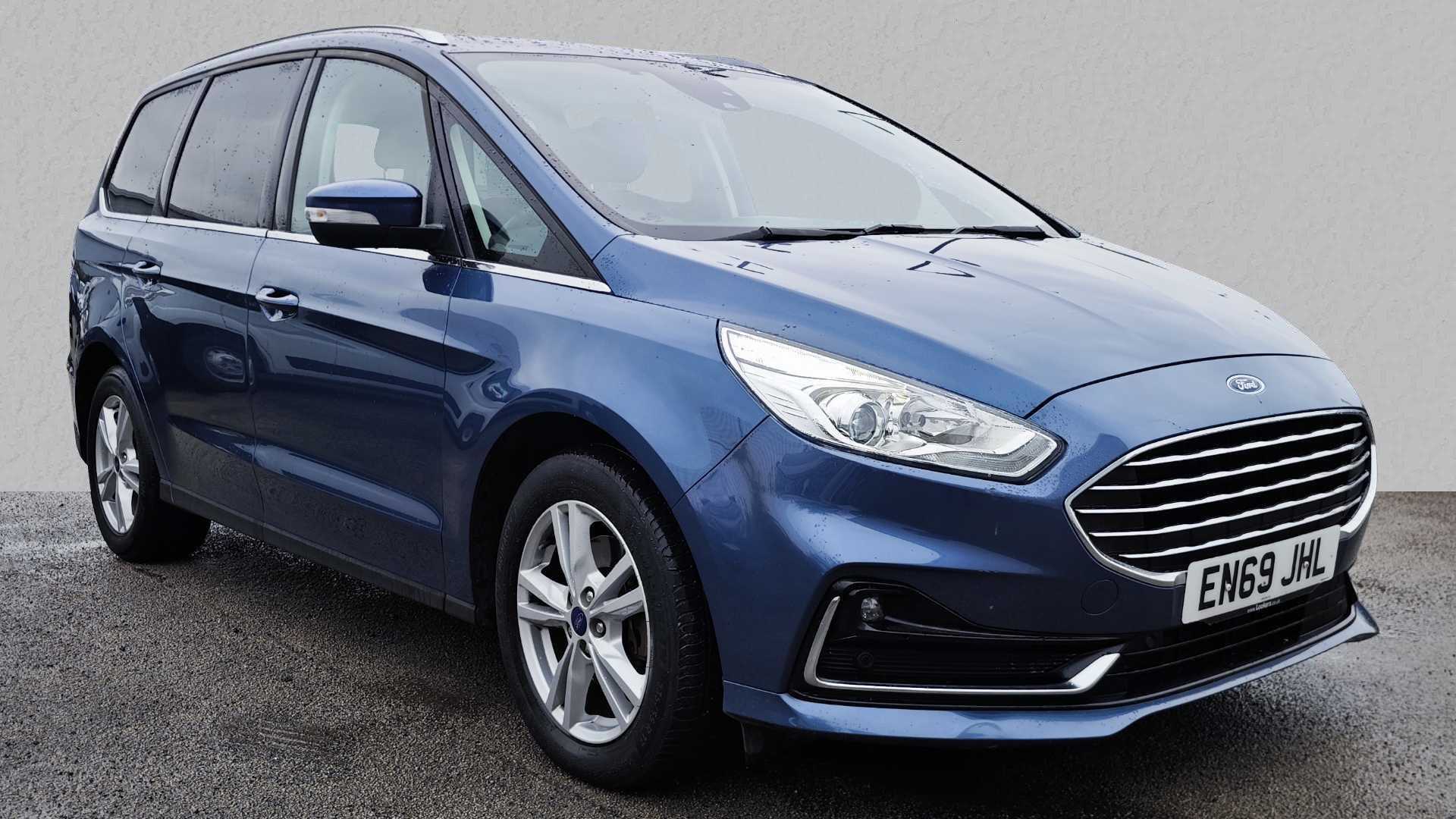 Main listing image - Ford Galaxy