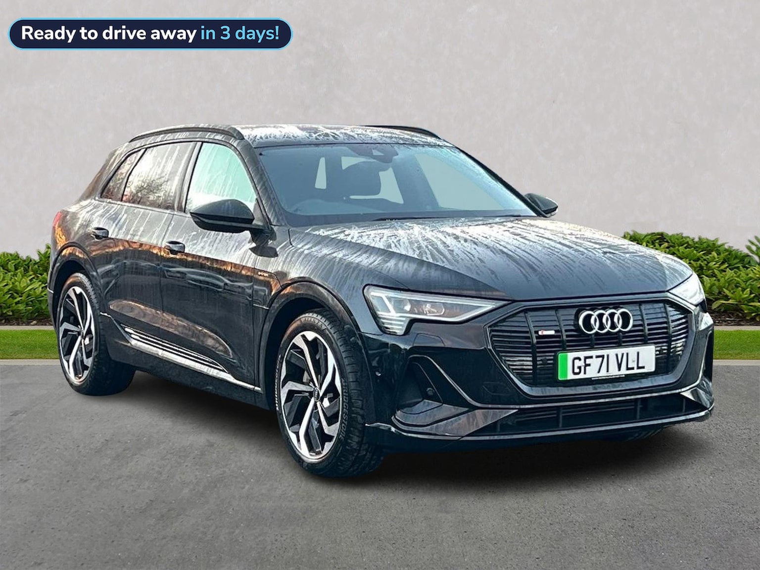 Main listing image - Audi e-tron