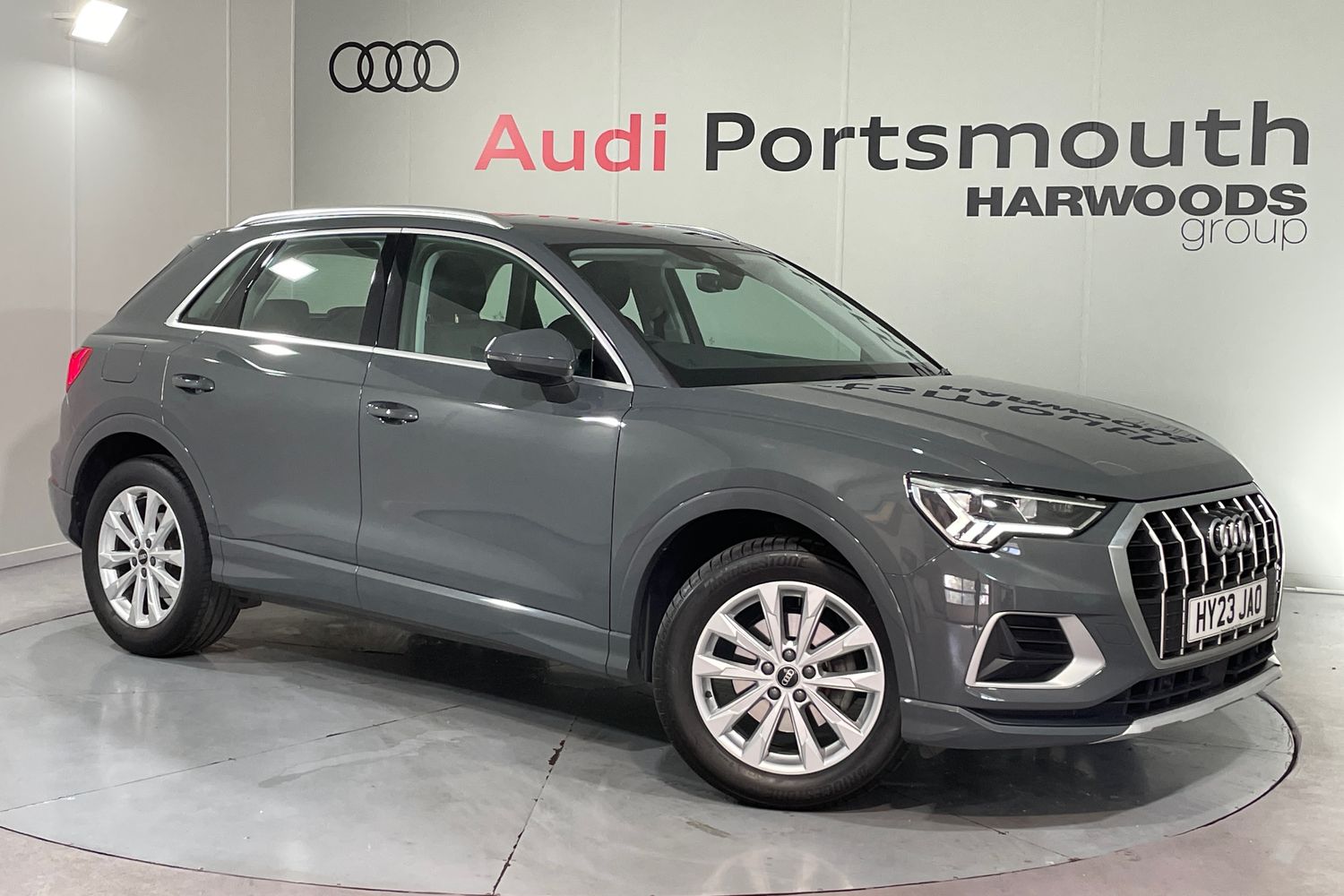Main listing image - Audi Q3