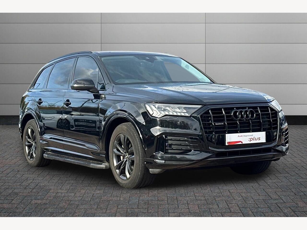Main listing image - Audi Q7