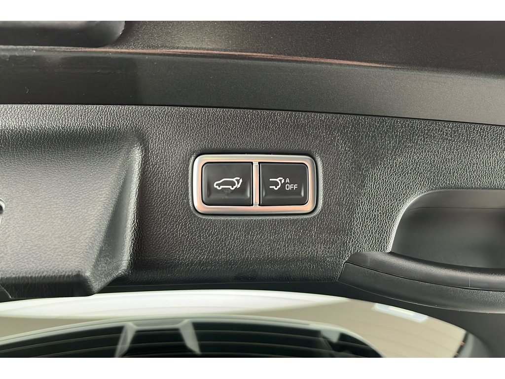 Main listing image - Kia Sorento