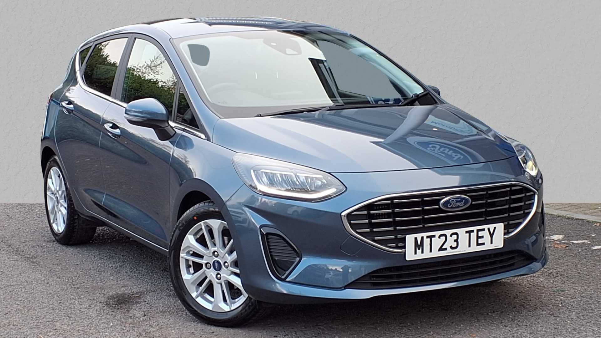 Main listing image - Ford Fiesta