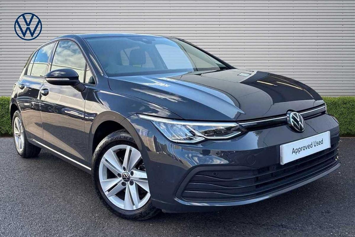 Main listing image - Volkswagen Golf