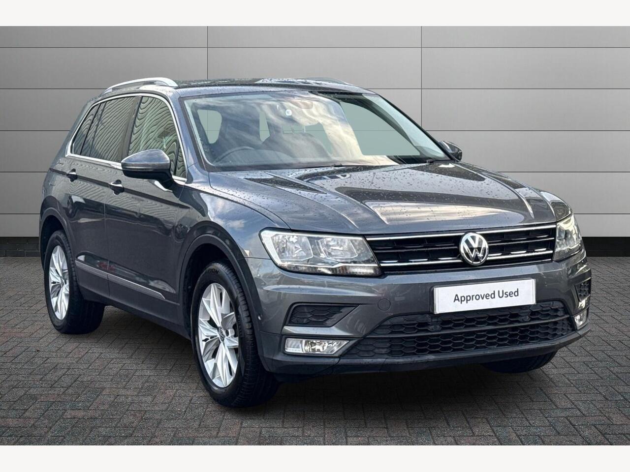 Main listing image - Volkswagen Tiguan