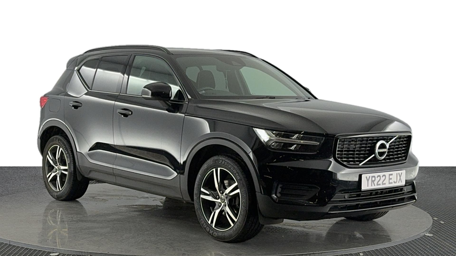 Main listing image - Volvo XC40