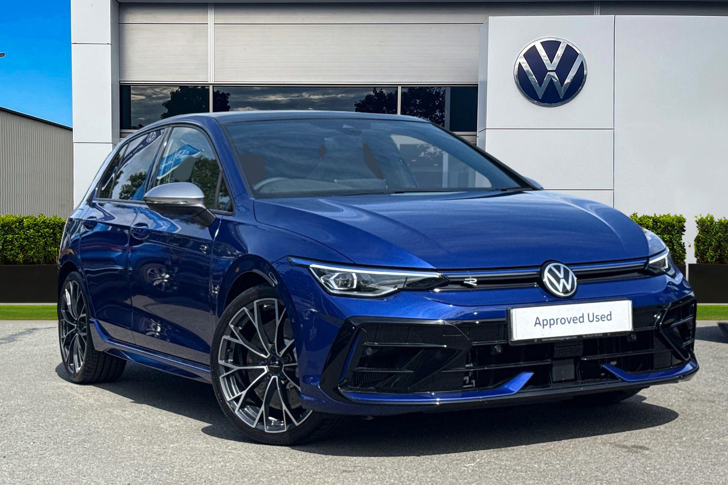 Main listing image - Volkswagen Golf R