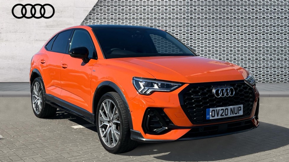 Main listing image - Audi Q3