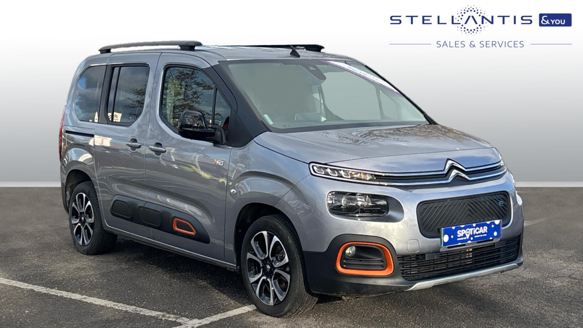 Main listing image - Citroen e-Berlingo