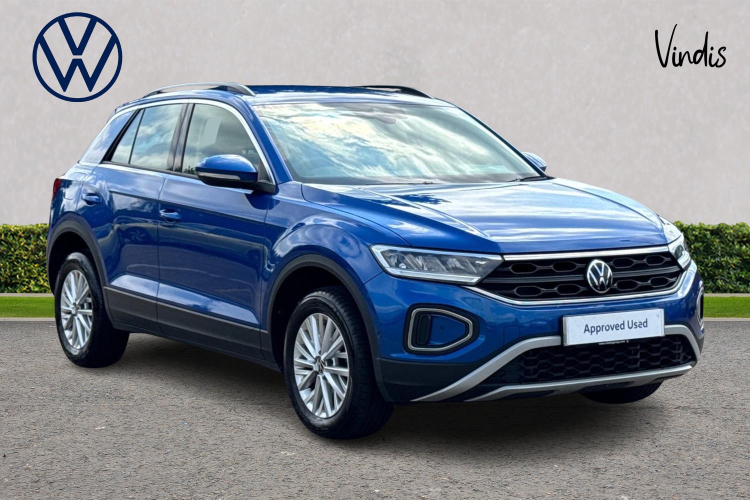 Main listing image - Volkswagen T-Roc
