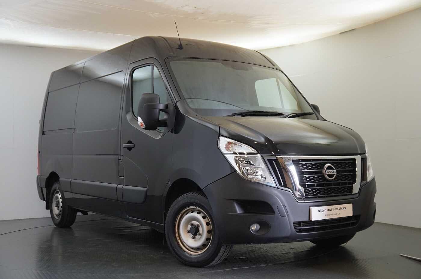 Main listing image - Nissan NV400