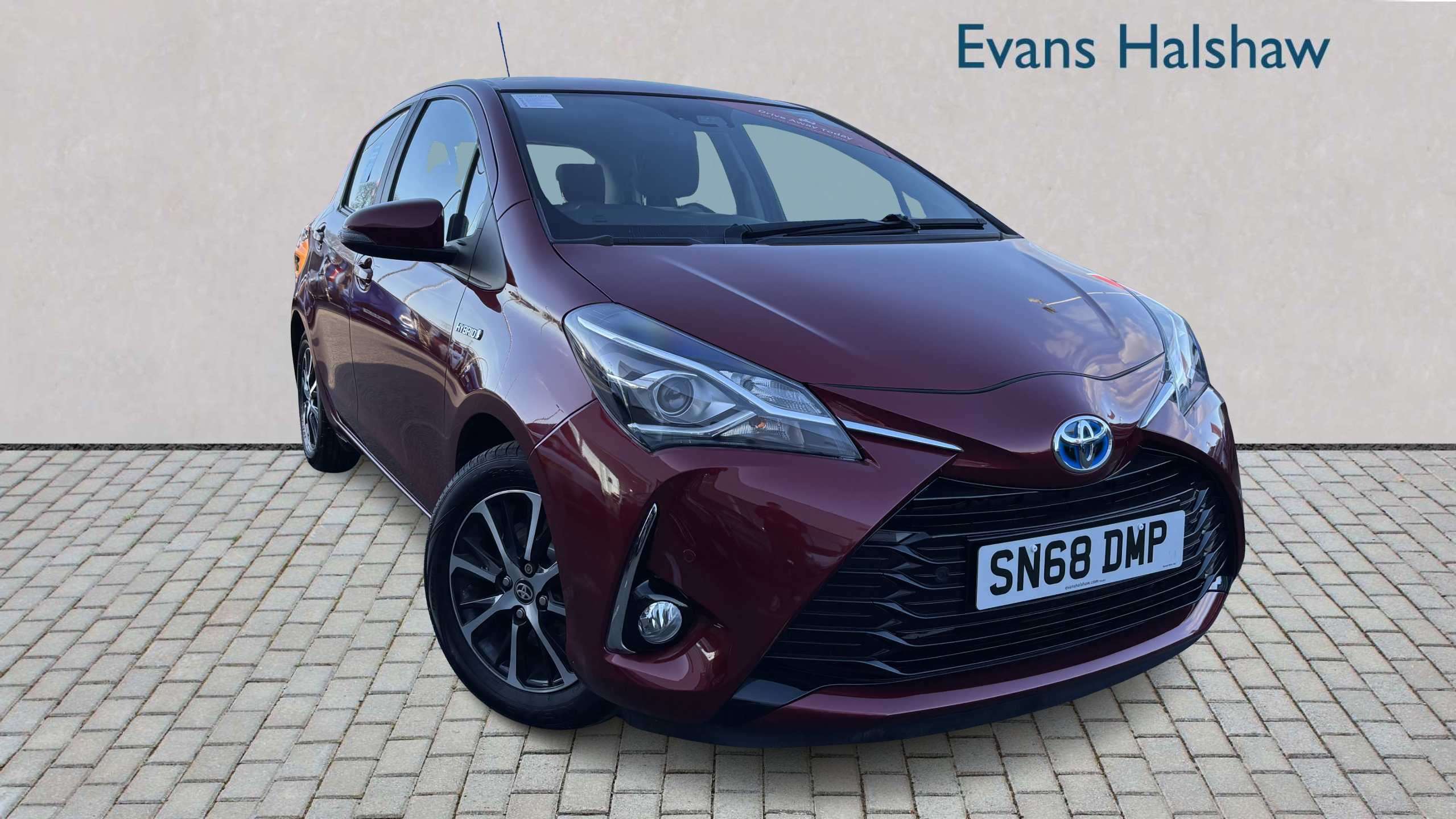 Main listing image - Toyota Yaris
