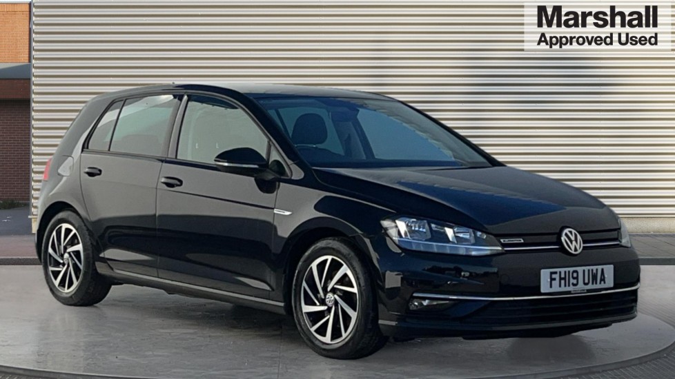 Main listing image - Volkswagen Golf