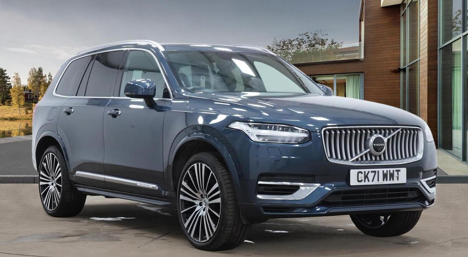 Main listing image - Volvo XC90