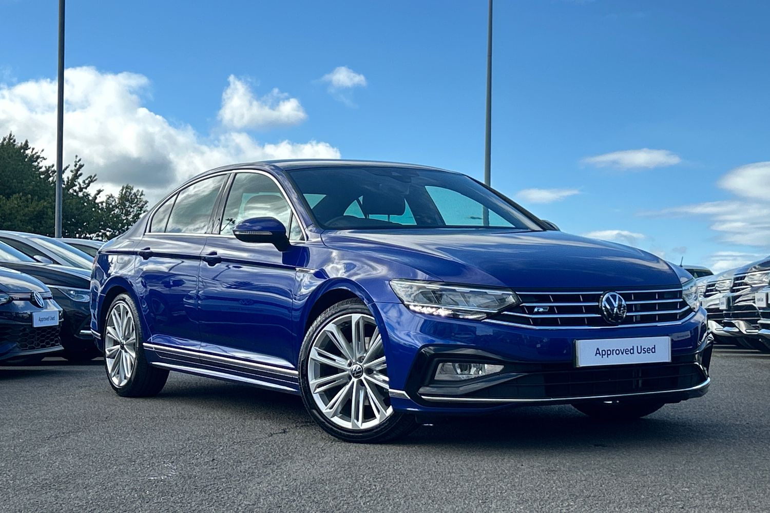 Main listing image - Volkswagen Passat
