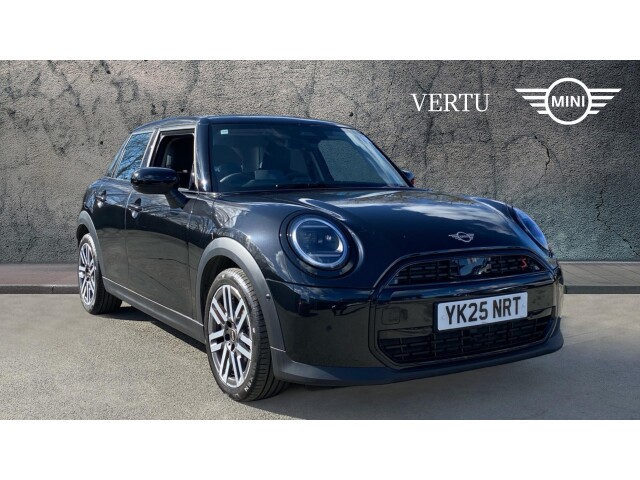 Main listing image - MINI Hatchback 5dr