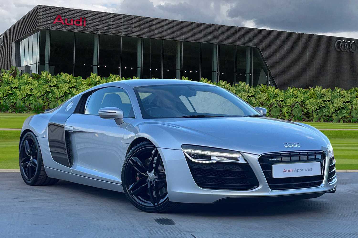 Main listing image - Audi R8