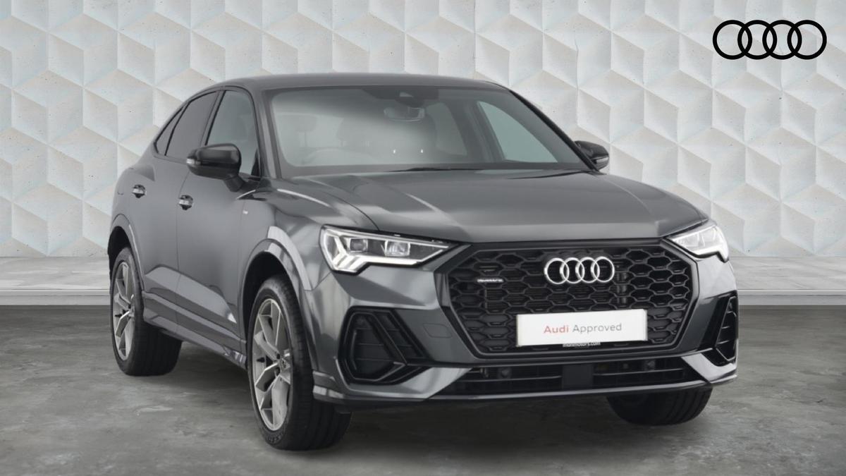 Main listing image - Audi Q3