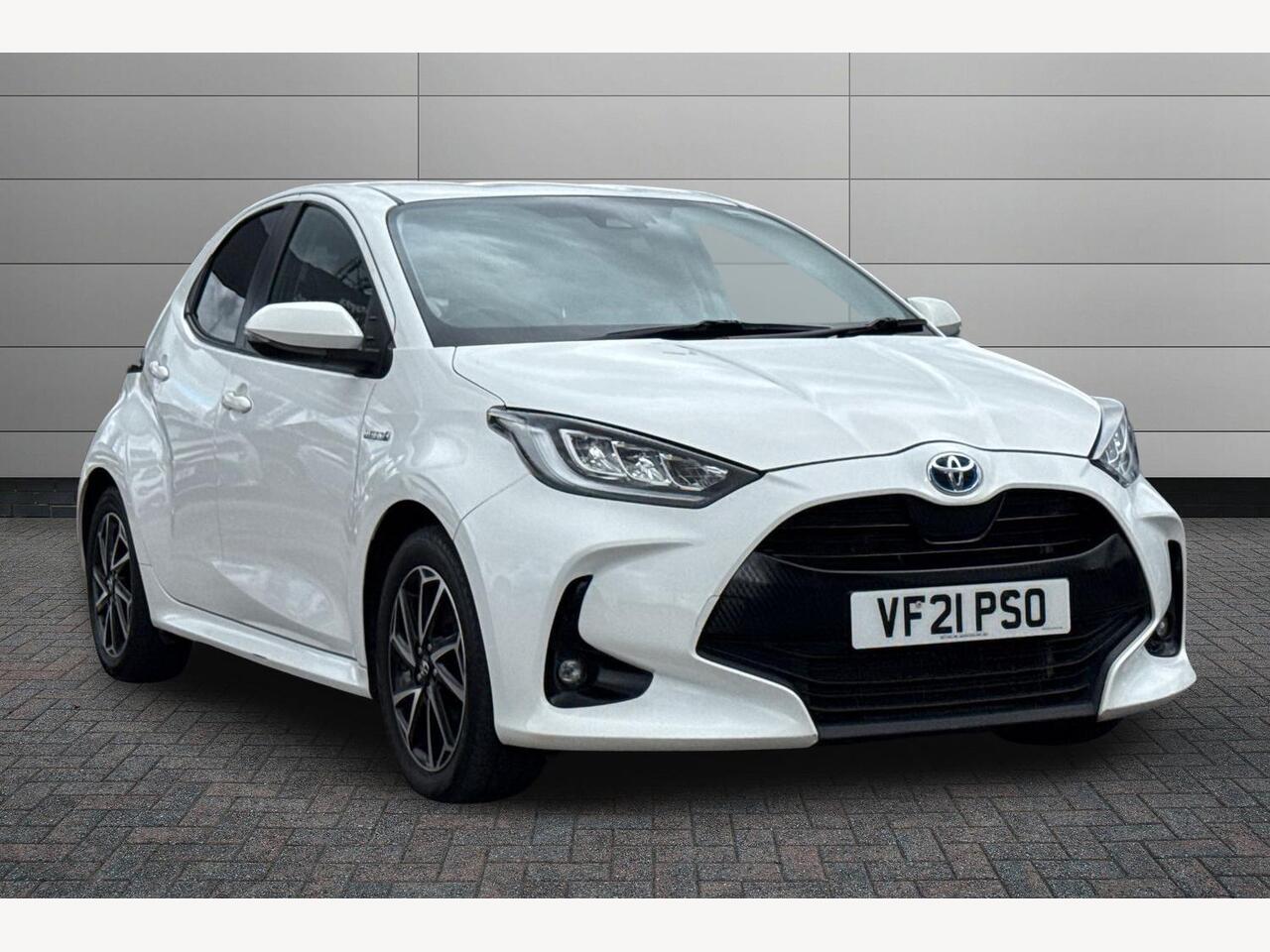 Main listing image - Toyota Yaris