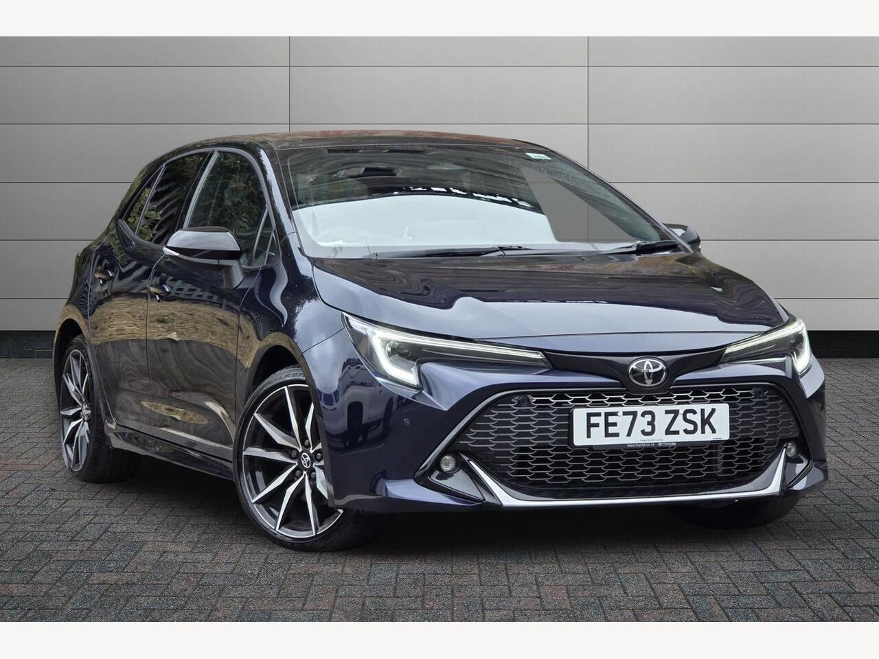 Main listing image - Toyota Corolla