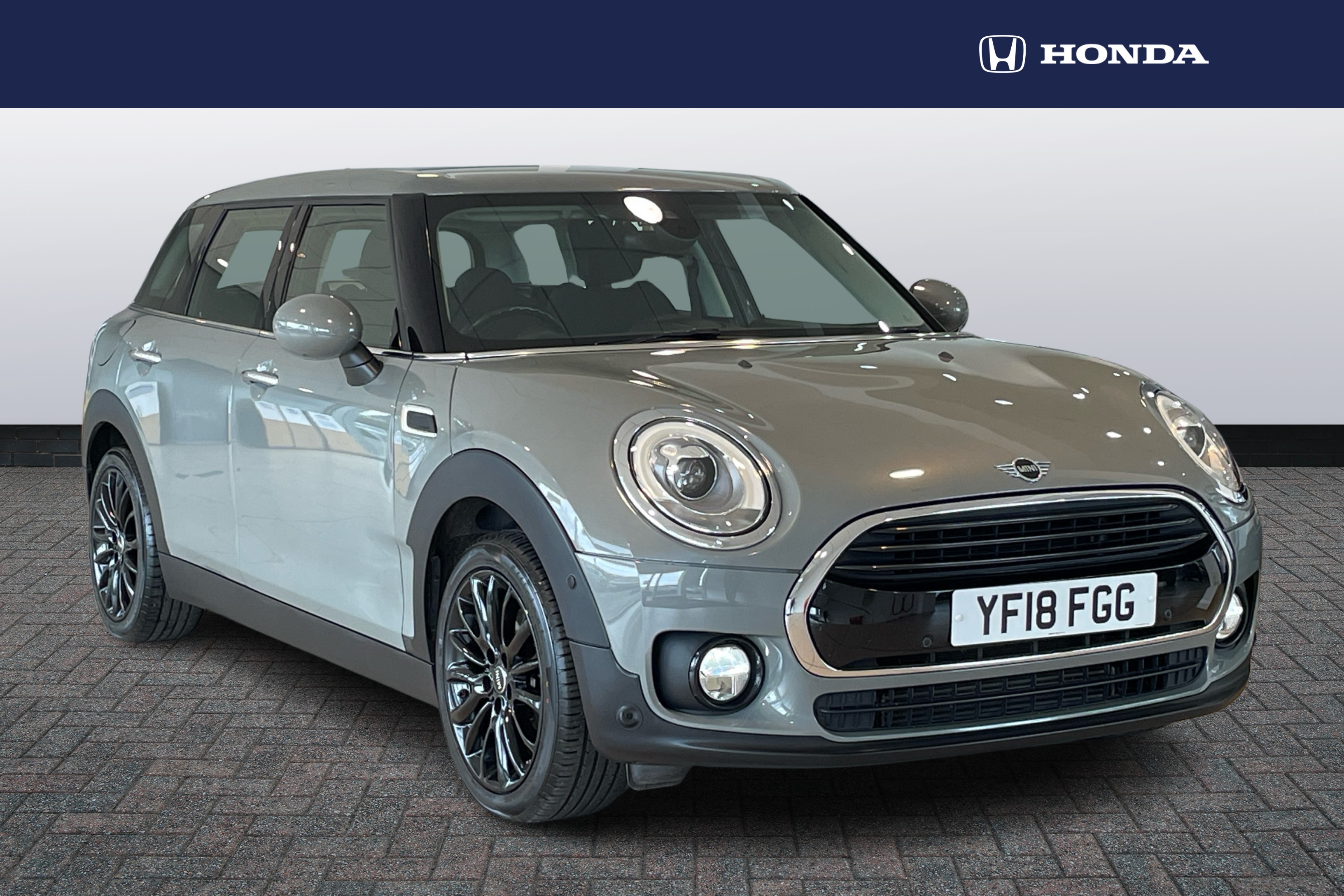 Main listing image - MINI Clubman