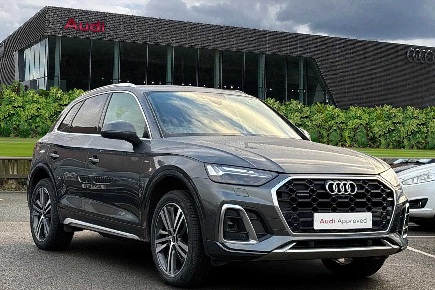 Main listing image - Audi Q5