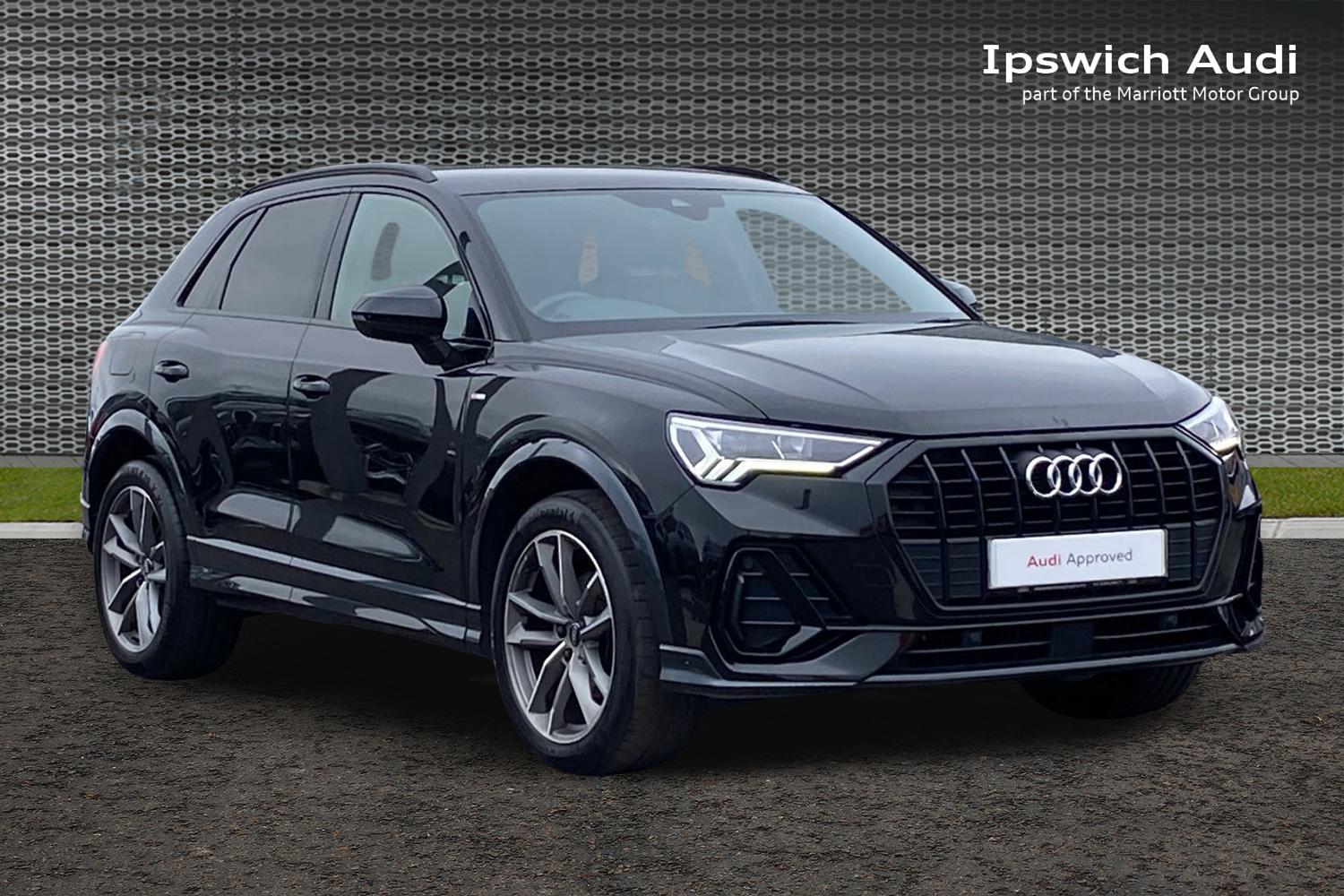 Main listing image - Audi Q3